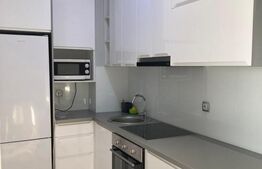 Apartament 3 camere, 53 mp, semidecomandat, cu parcare subterana, zona Centrala