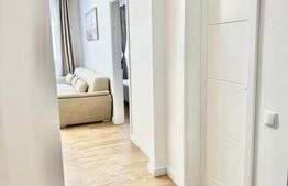 Apartament de lux, 2 camere, 55 mp, parcare, etaj intemediar, zona Terra