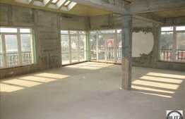 4 camere, 166 mp, semifinisat, terasa 20 mp, parcare, zona Iulius Mall