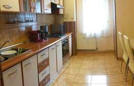 De vanzare apartament 4 camere,80 mp,garaj, boxa subsol, zona strazii Dambovitei