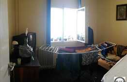 De vanzare apartament 4 camere,80 mp,garaj, boxa subsol, zona strazii Dambovitei