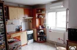 De vanzare apartament 4 camere,93,12 mp,boxa subsol, zona strazii Calea Floresti