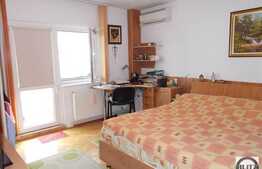 De vanzare apartament 4 camere,93,12 mp,boxa subsol, zona strazii Calea Floresti