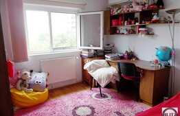 De vanzare apartament 4 camere,93,12 mp,boxa subsol, zona strazii Calea Floresti