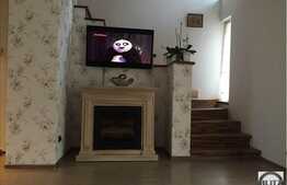 Vanzare apartament 3 camere, 80 mp, loc de parcare, zona strazii Campului