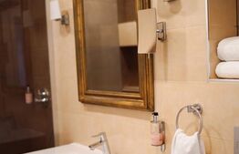 Apartament modern, 2 camere,  parcare, zona Calea Turzii