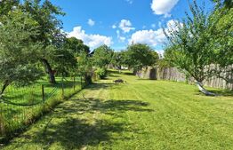 Vânzare Casă în Săcele - Locuință cu Teren Generos cu Potențial -de Renovat