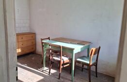 Vânzare Casă în Săcele - Locuință cu Teren Generos cu Potențial -de Renovat