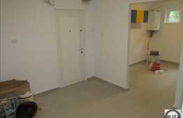 3 camere, decomandate, 65 mp, boxa, zona strazii Donath