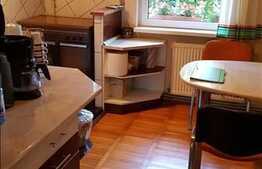 Vanzare apartament 3 camere, 83 mp, garaje, boxa, zona strazii Scortarilor