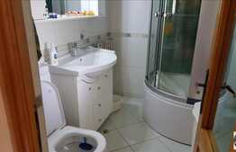 Vanzare apartament 3 camere, 83 mp, garaje, boxa, zona strazii Scortarilor