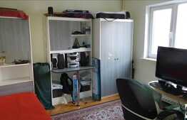 Vanzare apartament 2 camere, decomandat, 52 mp, boxa, garaj, zona Piata Flora