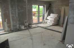 3 camere, semifinisat, pe 2 nivele, imobil nou, zona strazii Huedinului.