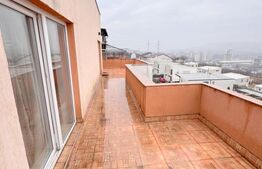 VANZARE URGENTA ! Apartament 3 camere, 63 mp, terasa de 41 mp, zona Vivo