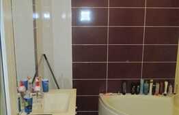 Vanzare apartament cu 2 camere, decomandat, 58 mp, zona strazii Florilor!