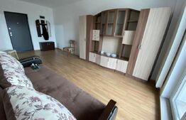 Apartament o camera, decomandat, 36 mp, lift, parcare, zona strazii Eroilor! 