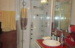 Vanzare apartament 3 camere, 70,03 mp! Zona strazii Stejarului!