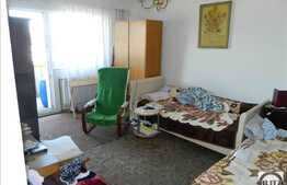 De vanzare apartament 3 camere, 68 mp, decomandat, zona strazii Aurel Vlaicu