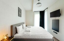 Apartament  de LUX la  inchiriat, cu 3 camere, 83 mp, zona centrala