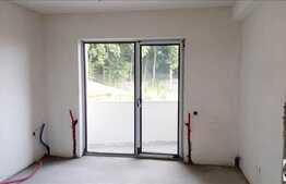 Vanzare apartament 3 camere, 83 mp, terasa, parcare, zona strazii Campului