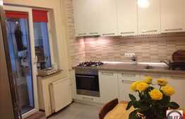 Vanzare apartament 3 camere, 74 mp, decomandat, boxa, zona strazii Dorobantilor
