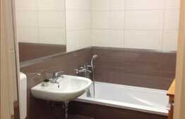 Vanzare apartament 3 camere, 74 mp, decomandat, boxa, zona strazii Dorobantilor