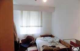 Vanzare apartament 3 camere, 64 mp, decomandat, garaj, zona strazii Bucegi