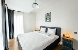 Apartament de LUX la inchiriat, cu 3 camere, 83 mp, zona centrala