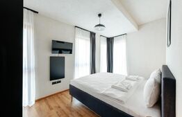 Apartament de LUX la inchiriat, cu 3 camere, 83 mp, zona centrala