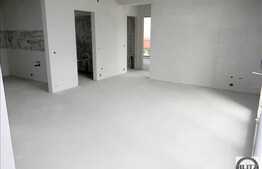 Apartament cu 3 camere de vanzare, 76 mp , terasa 28 mp si loc parcare