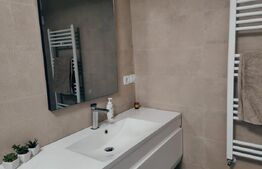 Casa Ta de Vis cu Teren Generos In Com Bod