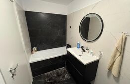 Apartament 2 camere, 60 mp, ultrafinisat, zona Coresi