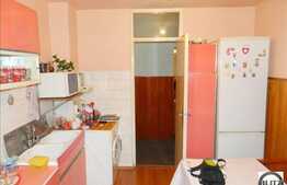 3 camere de vanzare, 67 mp si boxa pentru depozitare 16 mp