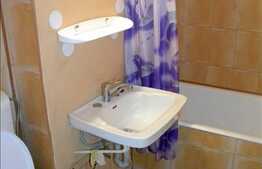 Apartament de 3 camere, decomandat, 67 mp, zona Piata Flora