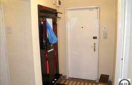 Apartament de 3 camere, decomandat, 67 mp, zona Piata Flora