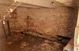 Casa plan parter, Sanpetru