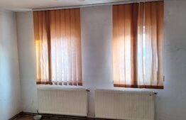 Casa plan parter, Sanpetru