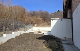 Casă de vânzare, 4 camere, 202 mp, Lângă Pădure