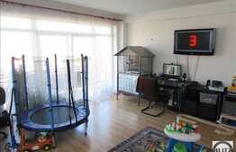 De vanzare apartamnet cu 3 camere, 86,20 mp, terasa, zona 14 Iulie