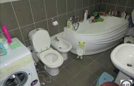 De vanzare apartamnet cu 3 camere, 86,20 mp, terasa, zona 14 Iulie