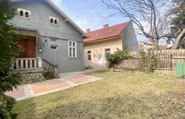 Casa de 3 camere, 80 m, curte 70 mp, parcare, zona UMF/Centru