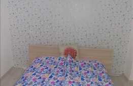 1 camera, 42 mp, scara interioara, imobil tip casa, zona Piata Unirii