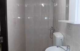 1 camera, 42 mp, scara interioara, imobil tip casa, zona Piata Unirii