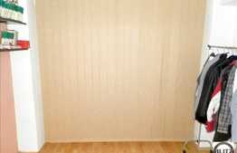 Vanzare 2 camere decomandate 50 mp, Piata Mihai Viteazul. Boxa si loc de parcare