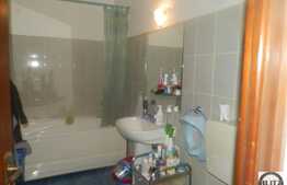 Vanzare apartament cu 1 camera, decomandat, 40 mp, zona sensului giratoriu!