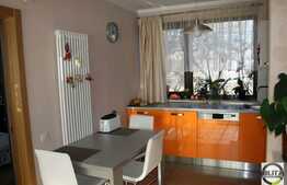 Vanzare apartament 3 camere, 61 mp, loc de parcare, zona Casa Radio