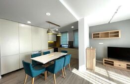 Apartament modern, 3 camere, 2 bai, 70 mp, parcare, zona Calea Turzii