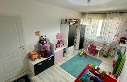 Apartament, 3 camere, 116 mp , Sub Cetate, parcare inclusa in pret.