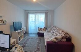 Apartament de vanzare, cu 3 camere, 98 mp, zona Tractoru