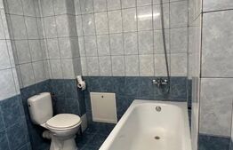 Apartament 3 camere , 2 balcoane deschise, terasa generoasa, zona la Terenuri